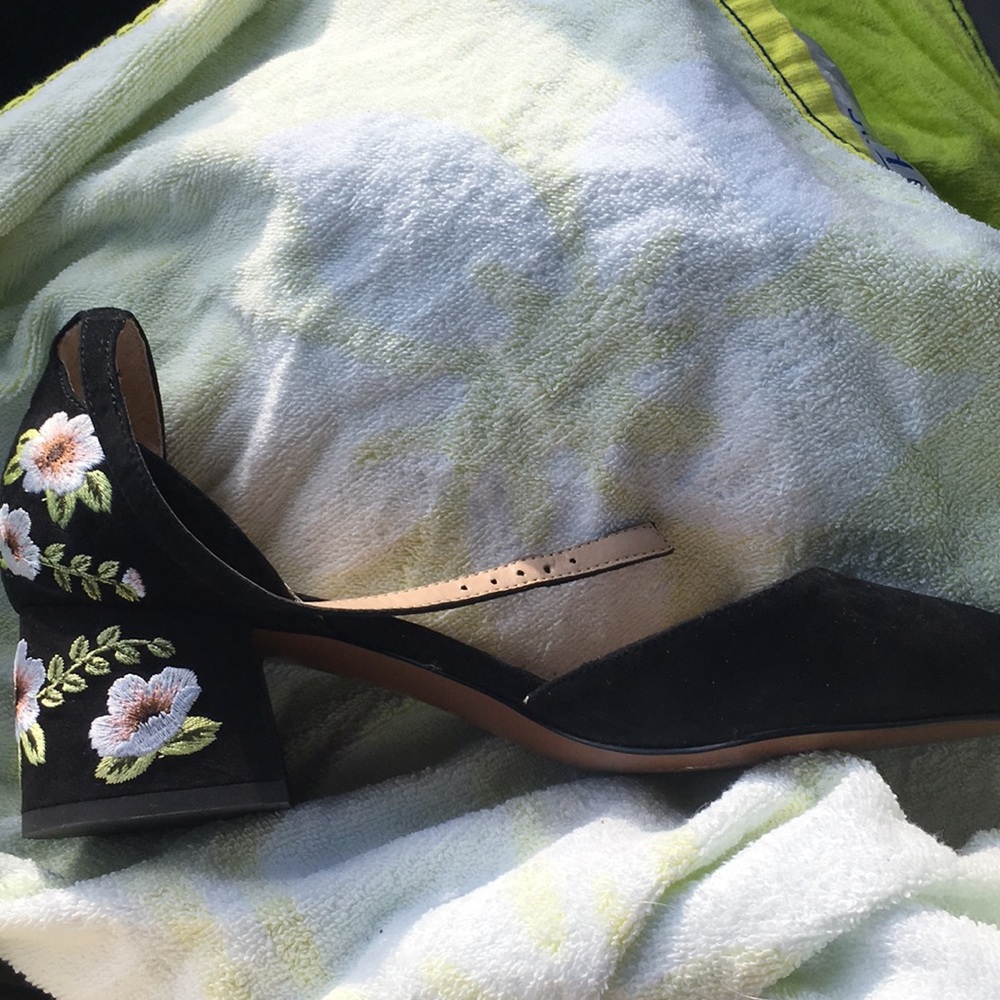 Franco Sarto pump